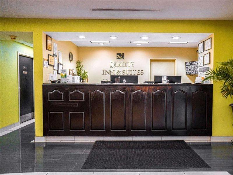 Quality Inn & Suites Near Six Flags - Austell Dış mekan fotoğraf