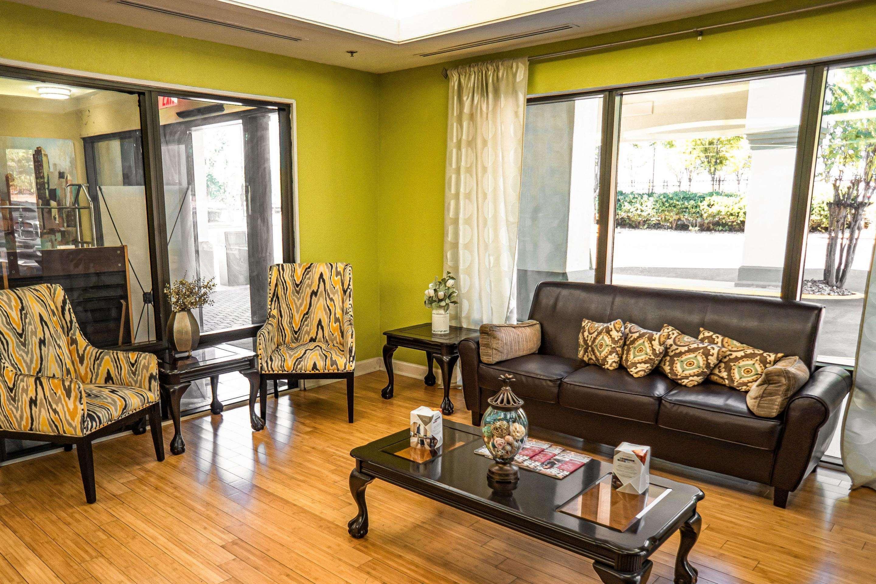 Quality Inn & Suites Near Six Flags - Austell Dış mekan fotoğraf