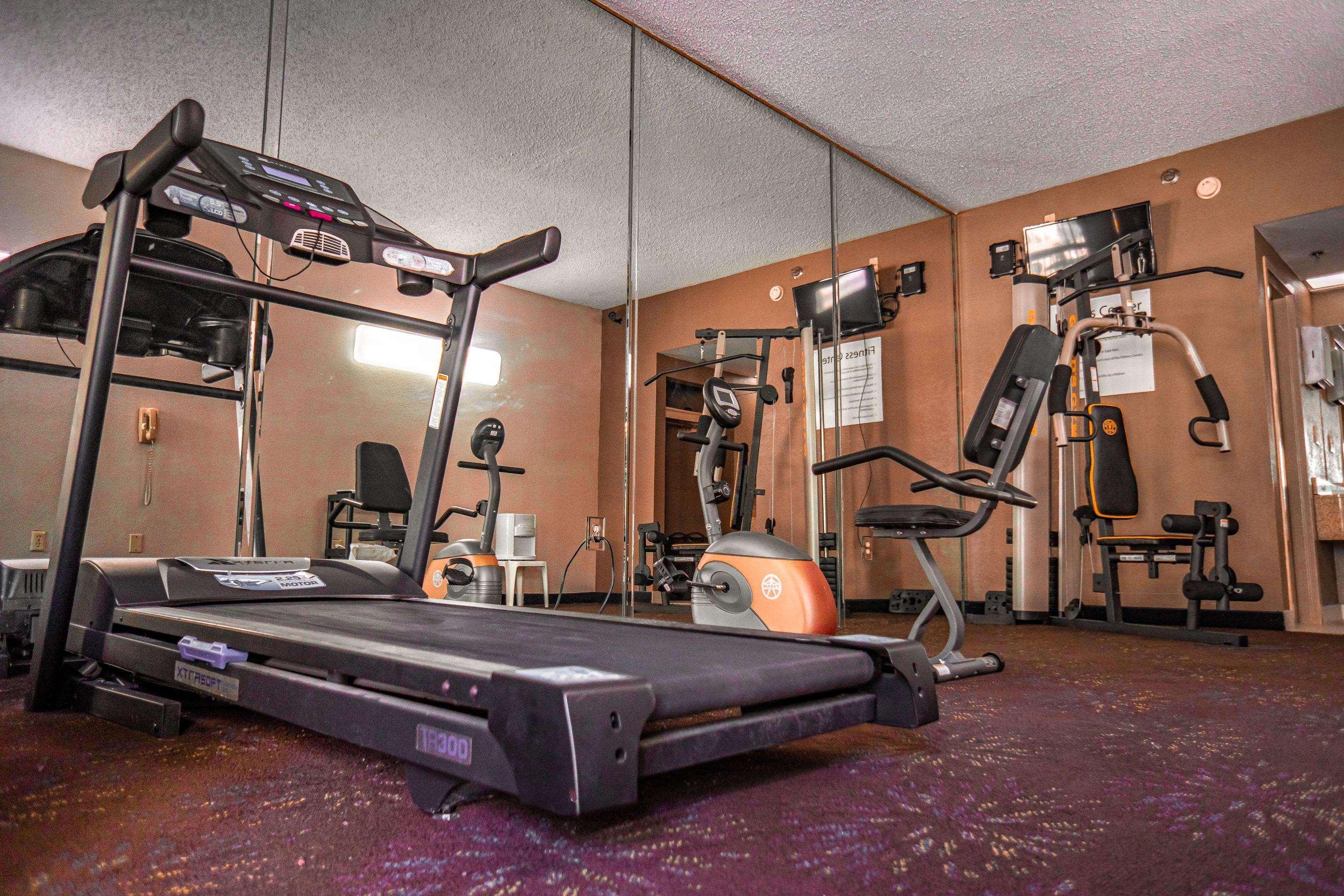Quality Inn & Suites Near Six Flags - Austell Dış mekan fotoğraf