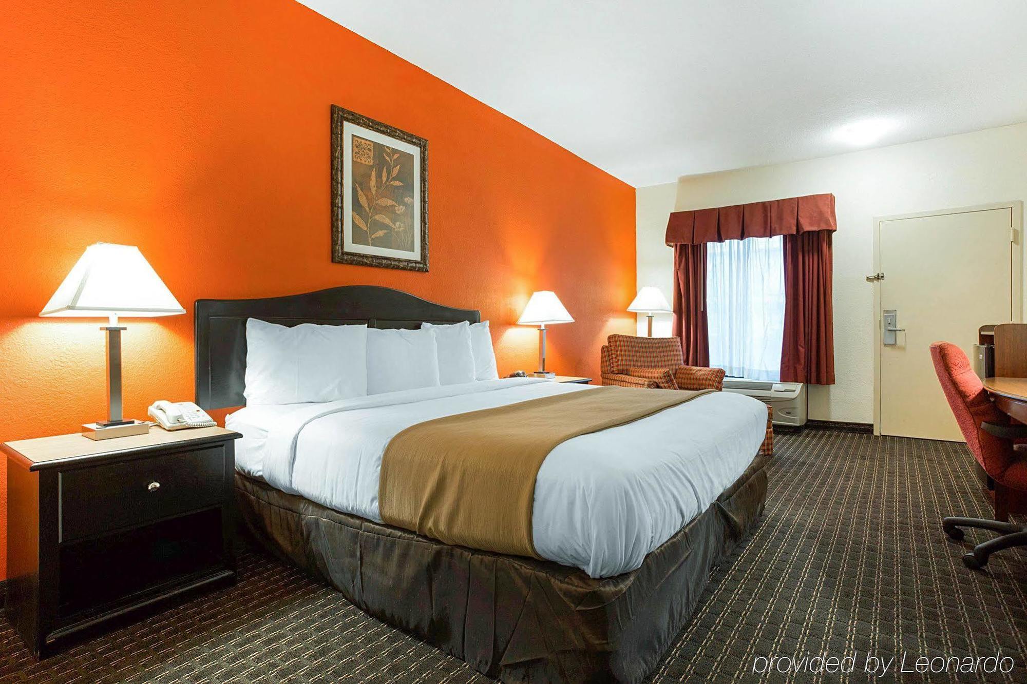 Quality Inn & Suites Near Six Flags - Austell Dış mekan fotoğraf